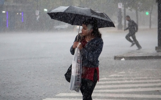 Tras el calor se vienen varios días de lluvia a Salto