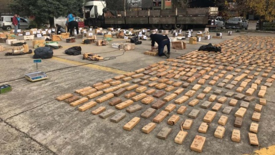 Incautaron 3500 kilos de marihuana en Buenos Aires 