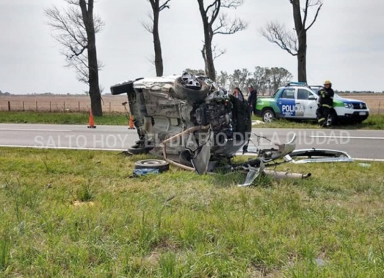 Vuelco fatal en la ruta 8: murió una mujer de Pergamino