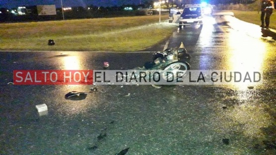 Violento accidente en la rotonda de ruta 31 y Av. Antártida Argentina