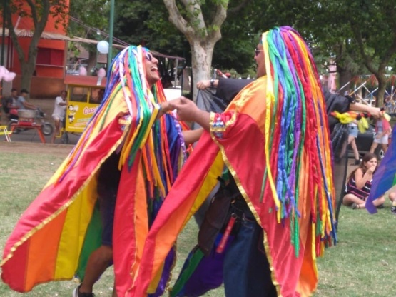 Se realizó en Salto la primera marcha del Orgullo LGBTIQ