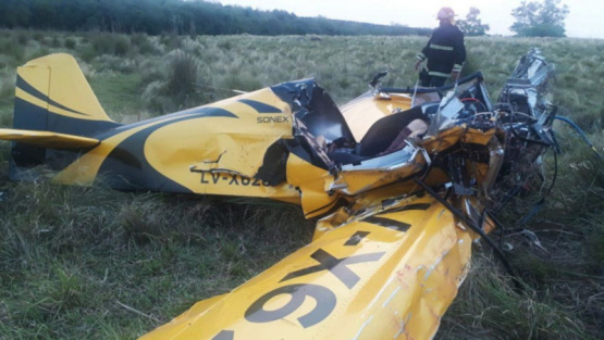 Tragedia en Misiones: un hombre murió y su hijo se encuentra gravemente herido al estrellarse una avioneta