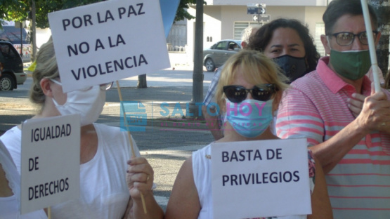27F: la oposición de Salto se sumó a la marcha contra el Gobierno
