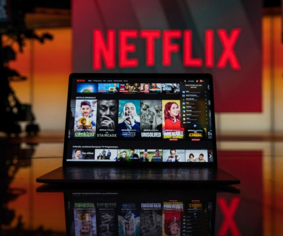 Nuevo impuesto por usar Netflix y Spotify: cuándo comenzará a aplicarse y cómo impactará en los precios
