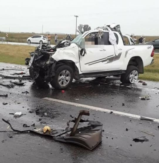 Tres muertos tras un fatídico choque en la ruta 7: dos de las víctimas eran padre e hijo 