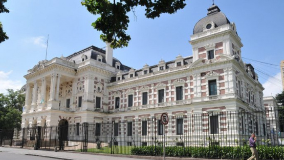 Provincia distribuirá 5 mil millones de pesos a municipios