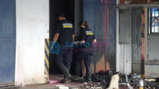 En el día después del incendio, iniciaron las pericias en la ex Cooperativa Agrícola Ganadera