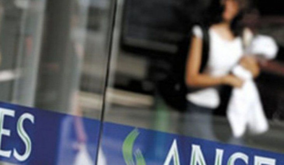 Este lunes comienza el pago del nuevo bono de $15 mil de la Anses en AMBA