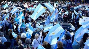 25M: convocan a una marcha contra las nuevas restricciones