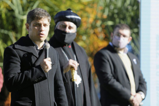 Kicillof encabezó el acto por el aniversario de la Revolución de Mayo